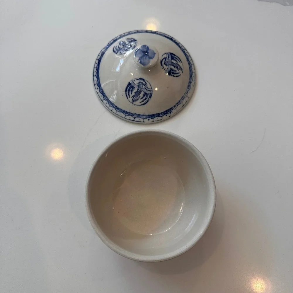 Vintage Crane Design Chinese Porcelain Serving Rice Bowl w/ Lid Blue White